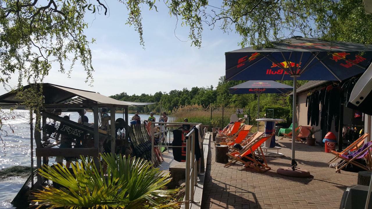 Fewo Am Kulkwitzer See Leipzig Exteriör bild